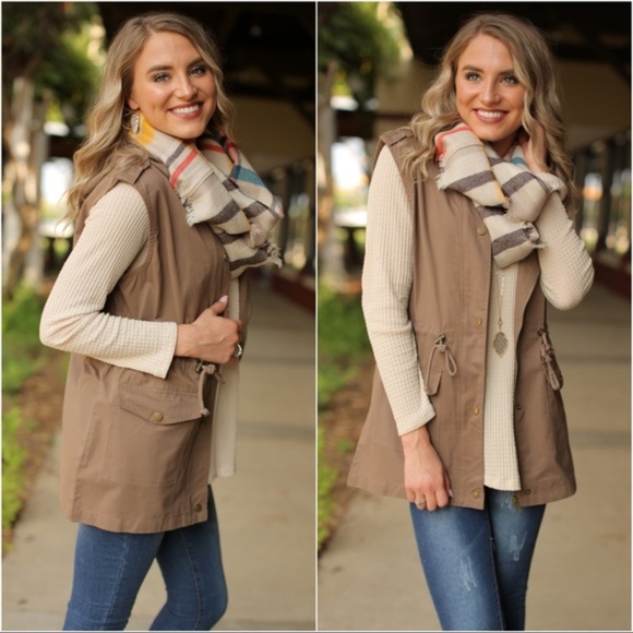 LAST ONE! Taupe Plaid Knit Infinity Scarf - Picture 2 of 3